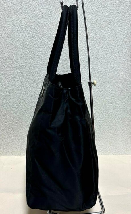 プラダ  （ブランドバッグ）の商品画像 - 査定依頼日：2025年4月10日 - 最高査定価格：20,000円