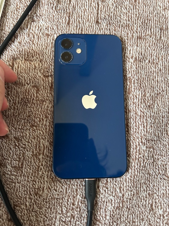 iPhone iPhone 12 64GB docomo（スマホ）の商品画像 - 査定依頼日：2026年5月23日 - 最高査定価格：20,000円