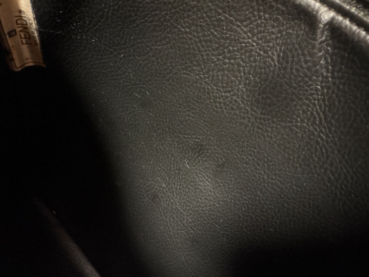 クラッチ　セカンド　バッグ　（ブランドバッグ）の商品画像 - 査定依頼日：2025年10月3日 - 最高査定価格：25,000円