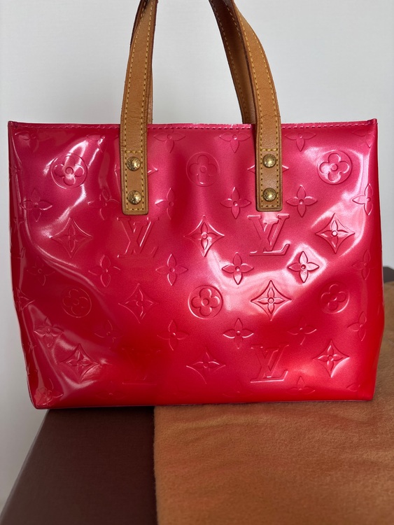 ヴェルニ　リードPM（ブランドバッグ）の商品画像 - 査定依頼日：2025年9月10日 - 最高査定価格：40,000円