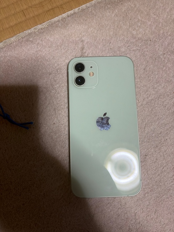 iPhone iPhone 12 64GB SIMフリー（スマホ）の商品画像 - 査定依頼日：2026年9月21日 - 最高査定価格：16,000円