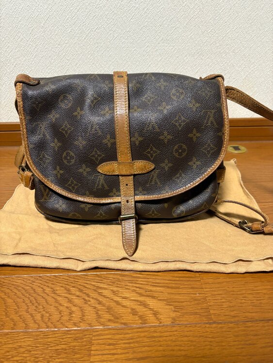 モノグラム ソミュール30 ショルダーバッグ（ブランドバッグ）の商品画像 - 査定依頼日：2025年4月27日 - 最高査定価格：40,000円