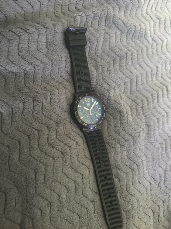 CAU2014EAU1002（高級時計）の商品画像 - 査定依頼日：2025年12月7日 - 最高査定価格：100,000円