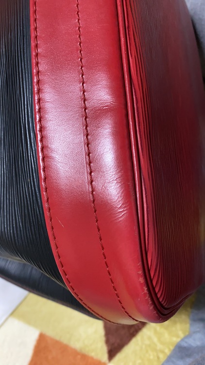 ノエ バイカラー（ブランドバッグ）の商品画像 - 査定依頼日：2022年5月25日 - 最高査定価格：30,000円