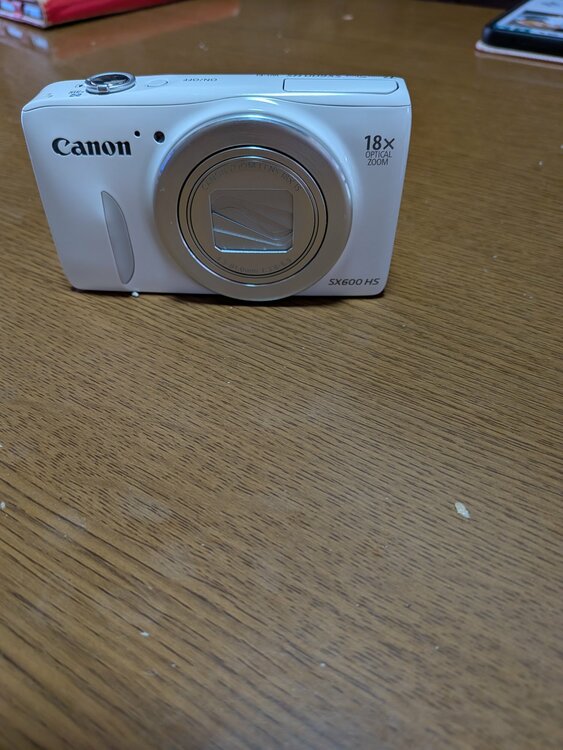 SX600HS（カメラ）の商品画像 - 査定依頼日：2026年2月8日 - 最高査定価格：15,000円