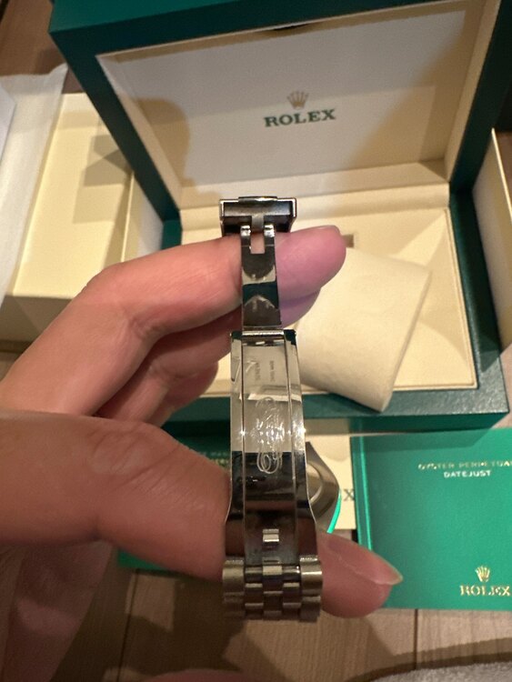 ロレックス デイトジャスト 12630（高級時計）の商品画像 - 査定依頼日：2025年3月18日 - 最高査定価格：1,010,000円