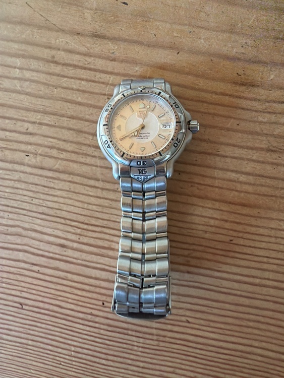 タグホイヤー その他 （高級時計）の商品画像 - 査定依頼日：2026年3月1日 - 最高査定価格：60,000円