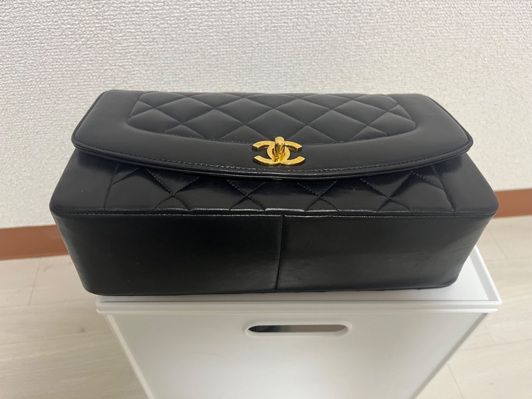 ダイアナ マトラッセ チェーンショルダーバッグ25（ブランドバッグ）の商品画像 - 査定依頼日：2026年5月6日 - 最高査定価格：450,000円