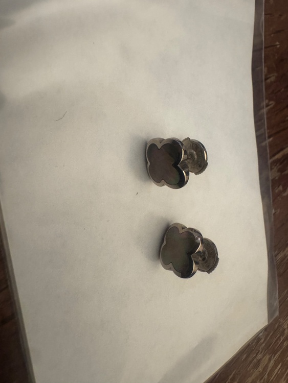 ヴァンクリーフアーペル　ピュアアルハンブラ　ピアス（金・貴金属）の商品画像 - 査定依頼日：2026年1月6日 - 最高査定価格：450,000円