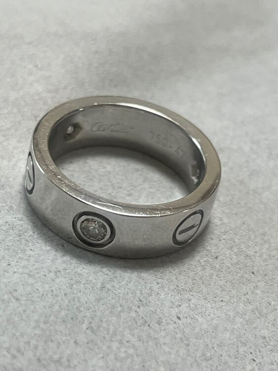 カルティエラブリング　ホワイトゴールド　ダイヤ３Ｐ（金・貴金属）の商品画像 - 査定依頼日：2025年4月11日 - 最高査定価格：130,000円