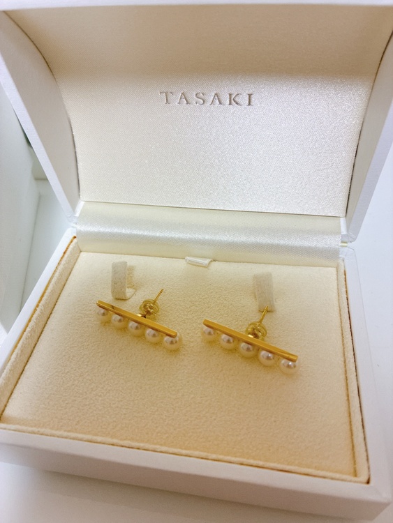 TASAKI パール　バランスピアス　5連　YG（宝石）の商品画像 - 査定依頼日：2025年12月22日 - 最高査定価格：220,000円