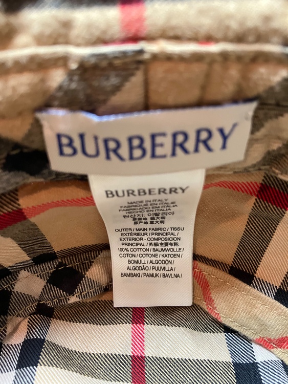 8075657（ブランド財布・小物）の商品画像 - 査定依頼日：2026年4月7日 - 最高査定価格：3,000円