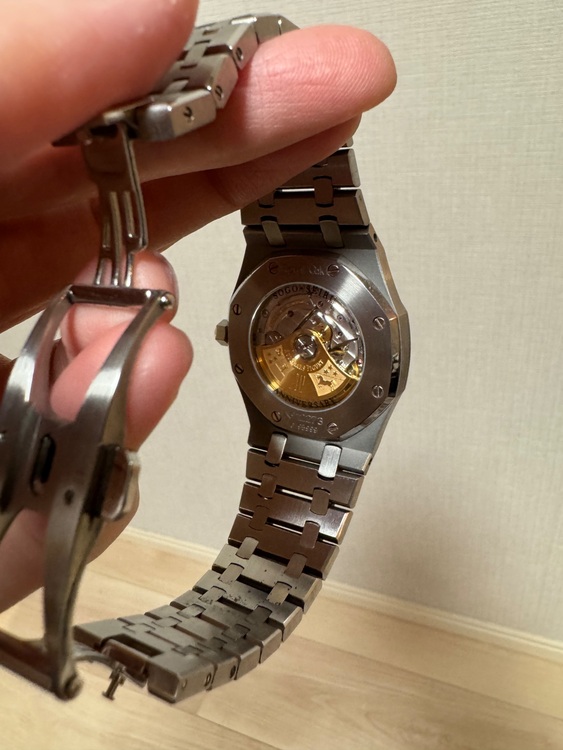 Ref.15300ST.OO.1220ST.99（高級時計）の商品画像 - 査定依頼日：2025年10月18日 - 最高査定価格：4,200,000円