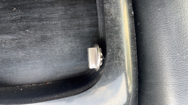 クロスボール　ヘアゴムコンチョシルバー（古着・ファッション）の商品画像 - 査定依頼日：2025年8月22日 - 最高査定価格：50,000円