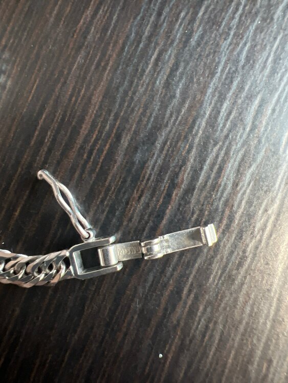 喜平ネックレスK18WG ６面60cm（金・貴金属）の商品画像 - 査定依頼日：2023年12月6日 - 最高査定価格：240,000円