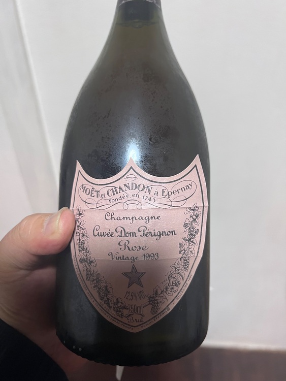 シャンパン ドン・ペリニヨン （お酒）の商品画像 - 査定依頼日：2025年11月20日 - 最高査定価格：27,000円