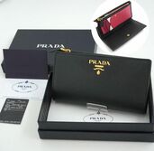 プラダ  （ブランドバッグ）の商品画像 - 査定依頼日：2025年7月30日 - 最高査定価格：30,000円