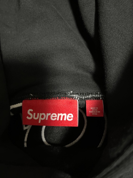 Supreme Satin Applique Hooded Sweatshirt（古着・ファッション）の商品画像 - 査定依頼日：2025年12月8日 - 最高査定価格：15,000円