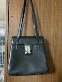 フェラガモ  （ブランドバッグ）の商品画像 - 査定依頼日：2025年3月14日 - 最高査定価格：1,000円