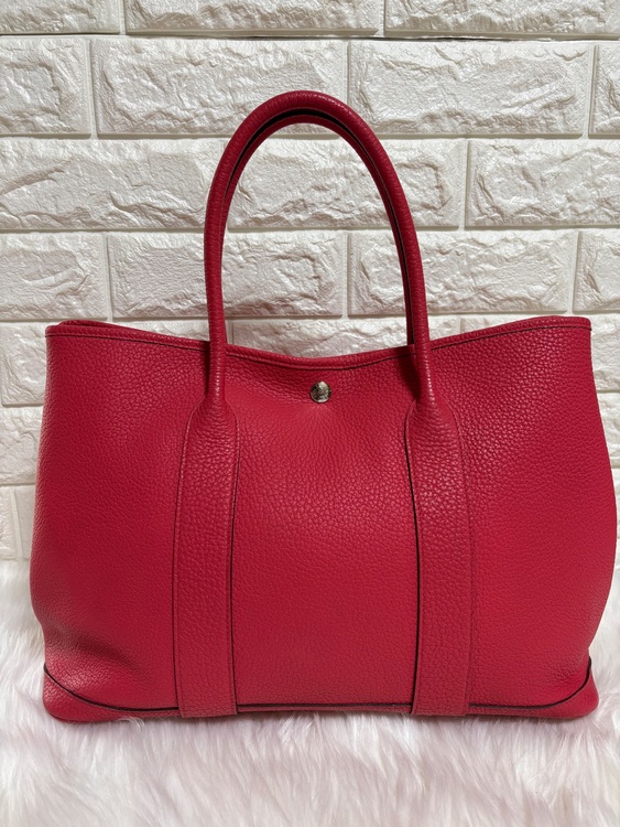 エルメス ガーデンパーティPM ネゴンダ ブーゲンビリア C刻印（ブランドバッグ）の商品画像 - 査定依頼日：2025年11月15日 - 最高査定価格：110,000円