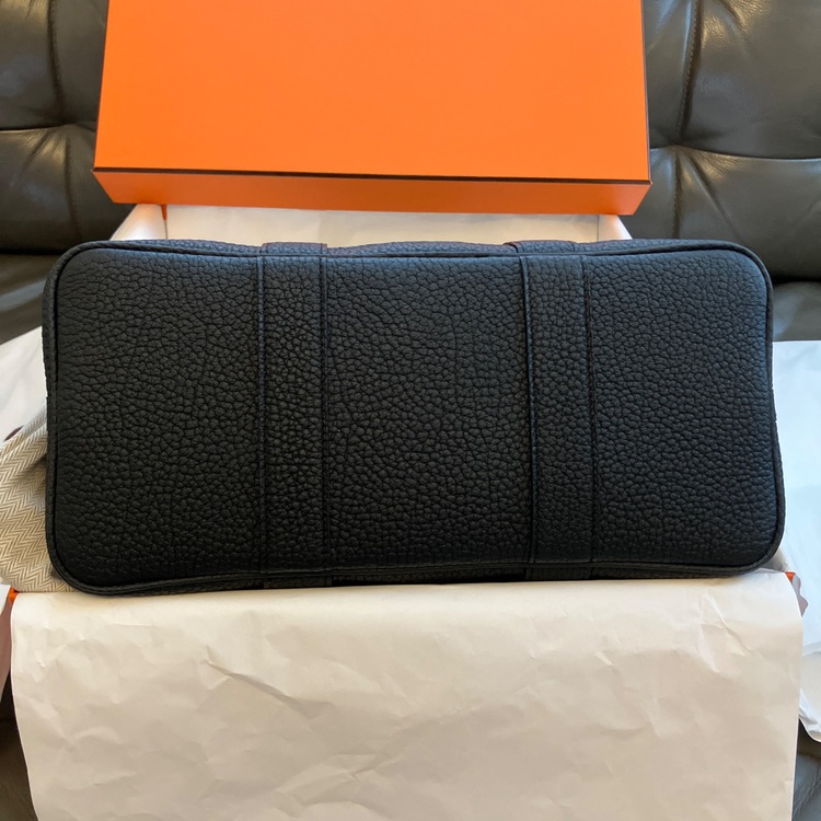 エルメス ガーデンパーティ （ブランドバッグ）の商品画像 - 査定依頼日：2025年6月10日 - 最高査定価格：400,000円