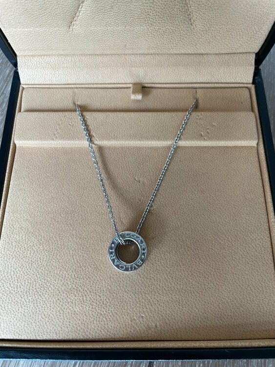 ビーゼロワン　ネックレス　ホワイトゴールド　ダイヤ（金・貴金属）の商品画像 - 査定依頼日：2026年2月14日 - 最高査定価格：350,000円