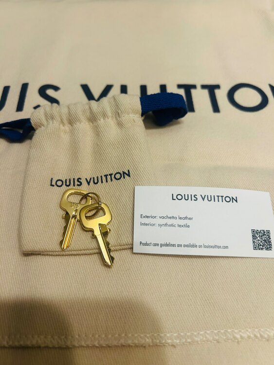LOUIS VUITTON スピーディ・バンドリエール 25 　M58947（ブランドバッグ）の商品画像 - 査定依頼日：2025年5月27日 - 最高査定価格：300,000円