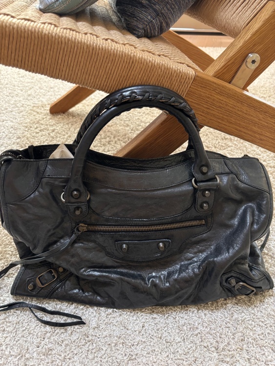 Le City?（ブランドバッグ）の商品画像 - 査定依頼日：2026年1月17日 - 最高査定価格：185,000円