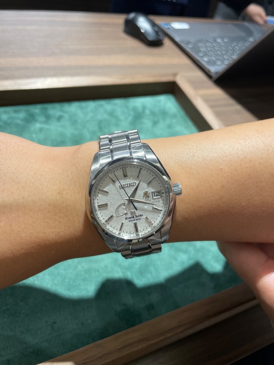 セイコー グランドセイコー sbga055 （高級時計）の商品画像 - 査定依頼日：2025年10月12日 - 最高査定価格：150,000円