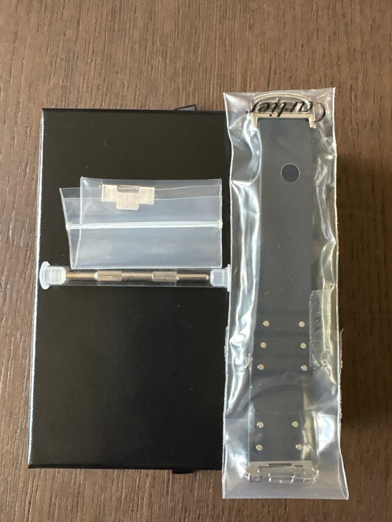 カルティエ サントス WSSA003（高級時計）の商品画像 - 査定依頼日：2025年5月28日 - 最高査定価格：900,000円