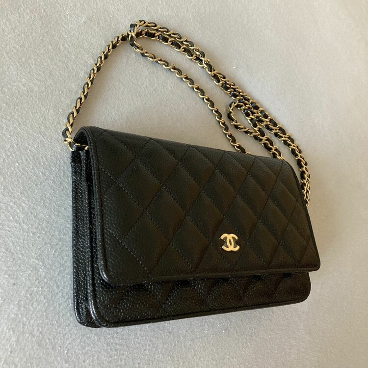 CHANEL キャビアスキン　チェーンウォレット　クラシック（ブランドバッグ）の商品画像 - 査定依頼日：2025年7月14日 - 最高査定価格：380,000円