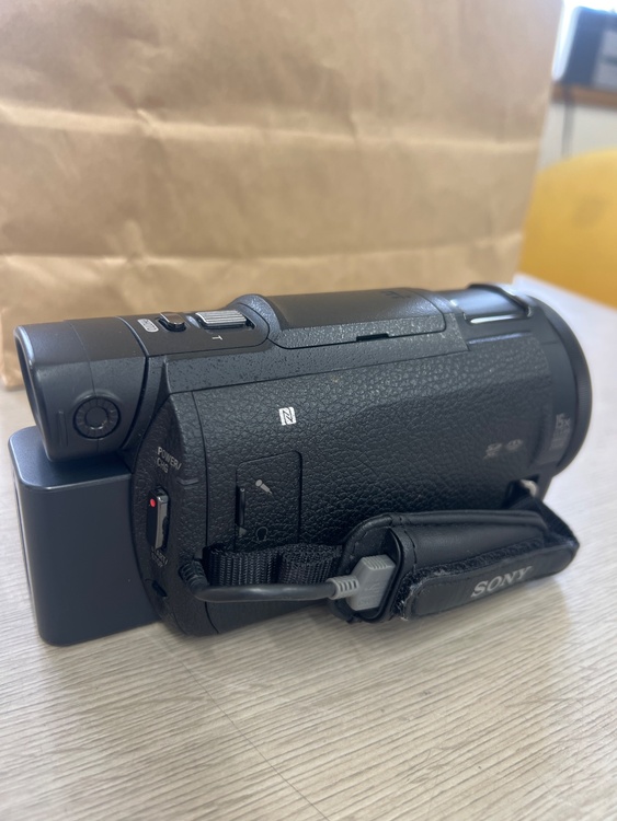 SONY FDR AXP35（カメラ）の商品画像 - 査定依頼日：2026年3月24日 - 最高査定価格：40,000円
