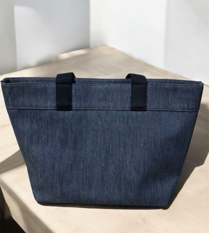 その他 コーチ （ブランドバッグ）の商品画像 - 査定依頼日：2025年6月24日 - 最高査定価格：8,000円