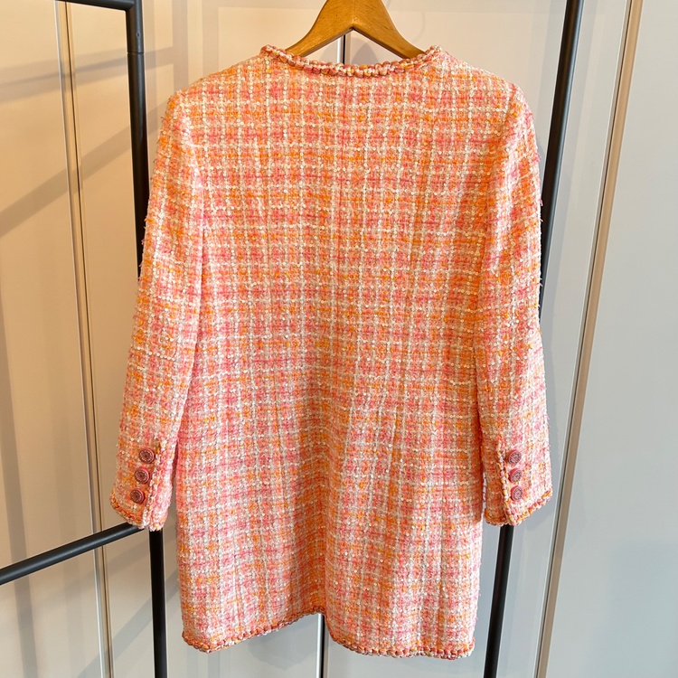 ツイードジャケット（古着・ファッション）の商品画像 - 査定依頼日：2026年1月21日 - 最高査定価格：100,000円