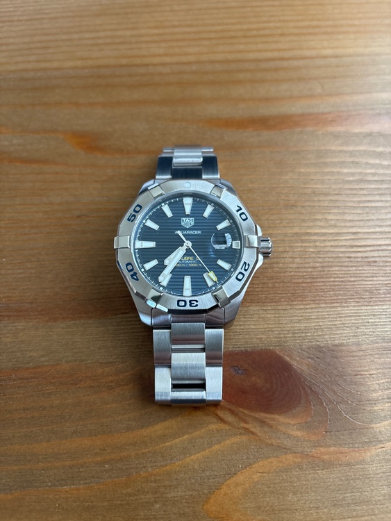 タグホイヤー アクアレーサー WAY2012BRES502（高級時計）の商品画像 - 査定依頼日：2025年12月9日 - 最高査定価格：170,000円