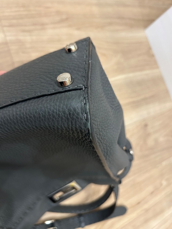 フェンディ  （ブランドバッグ）の商品画像 - 査定依頼日：2025年10月14日 - 最高査定価格：230,000円