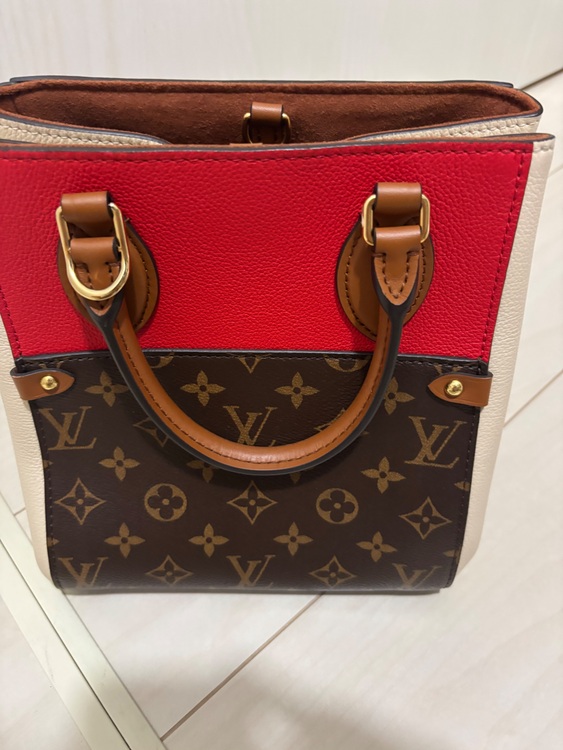 ルイヴィトン モノグラム （ブランドバッグ）の商品画像 - 査定依頼日：2025年10月9日 - 最高査定価格：200,000円