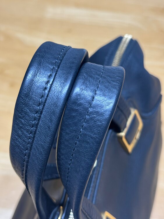 フェンディ  （ブランドバッグ）の商品画像 - 査定依頼日：2025年5月20日 - 最高査定価格：23,000円