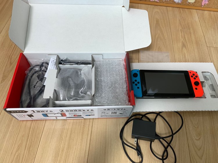 ニンテンドースイッチ HADSKABAA（ゲーム機本体・ゲームソフト）の商品画像 - 査定依頼日：2022年8月14日 - 最高査定価格：22,000円