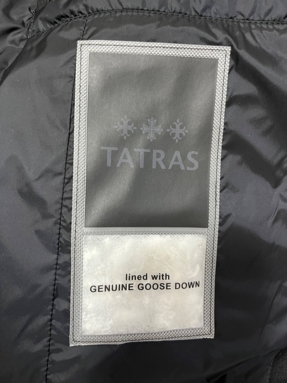 タトラス　ダウン（古着・ファッション）の商品画像 - 査定依頼日：2025年10月25日 - 最高査定価格：25,000円