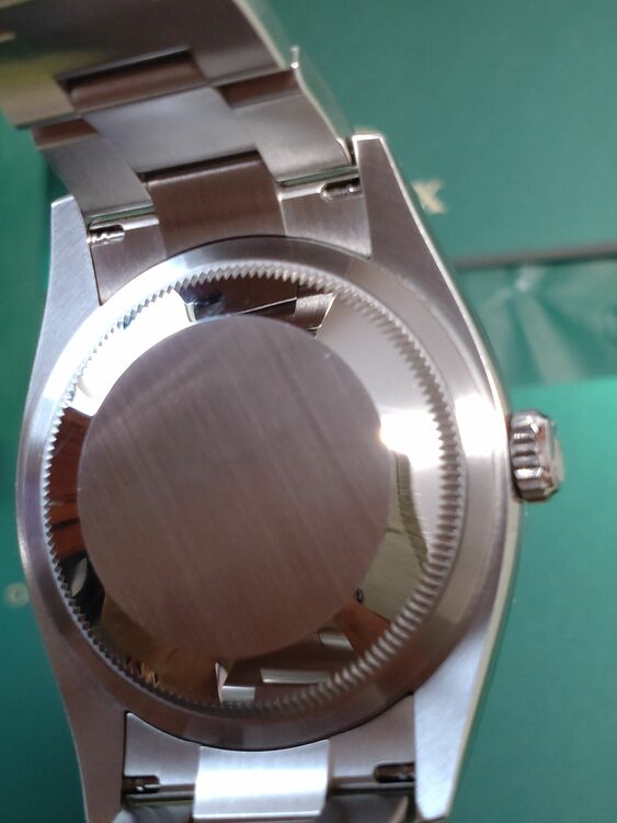 ロレックス パーペチュアル 126000（高級時計）の商品画像 - 査定依頼日：2025年7月6日 - 最高査定価格：1,250,000円