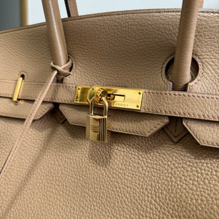 エルメス　バーキン35 カギ付き　未使用（ブランドバッグ）の商品画像 - 査定依頼日：2025年5月19日 - 最高査定価格：1,700,000円