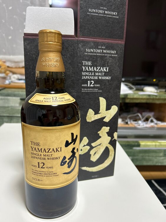 ウイスキー サントリー山崎 （お酒）の商品画像 - 査定依頼日：2025年5月1日 - 最高査定価格：20,500円