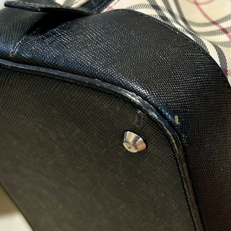 不明（ブランドバッグ）の商品画像 - 査定依頼日：2025年6月28日 - 最高査定価格：8,000円