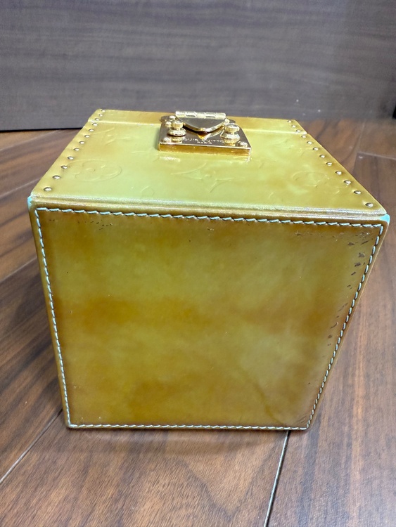 ルイヴィトン　ブリーカー（ブランドバッグ）の商品画像 - 査定依頼日：2026年2月15日 - 最高査定価格：65,000円