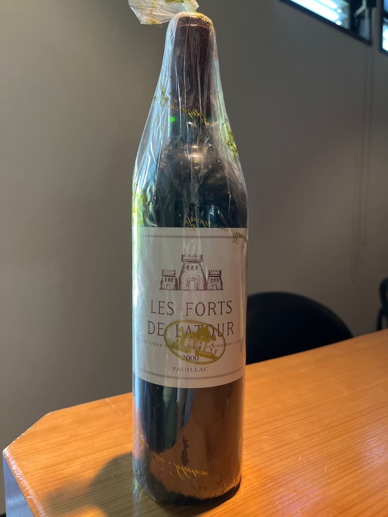 レ フォールド ラトゥール 2000（お酒）の商品画像 - 査定依頼日：2025年10月2日 - 最高査定価格：16,500円