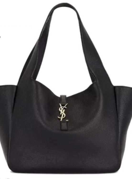 LE 5 À 7 BEA（ソフトディアスキン（ブランドバッグ）の商品画像 - 査定依頼日：2026年1月11日 - 最高査定価格：300,000円