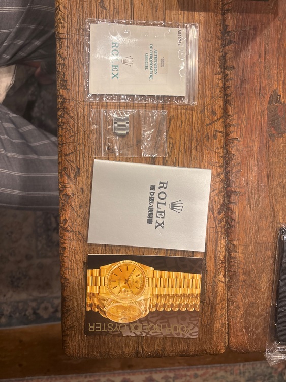 ロレックス　シードゥエラー（高級時計）の商品画像 - 査定依頼日：2025年7月9日 - 最高査定価格：100,000円