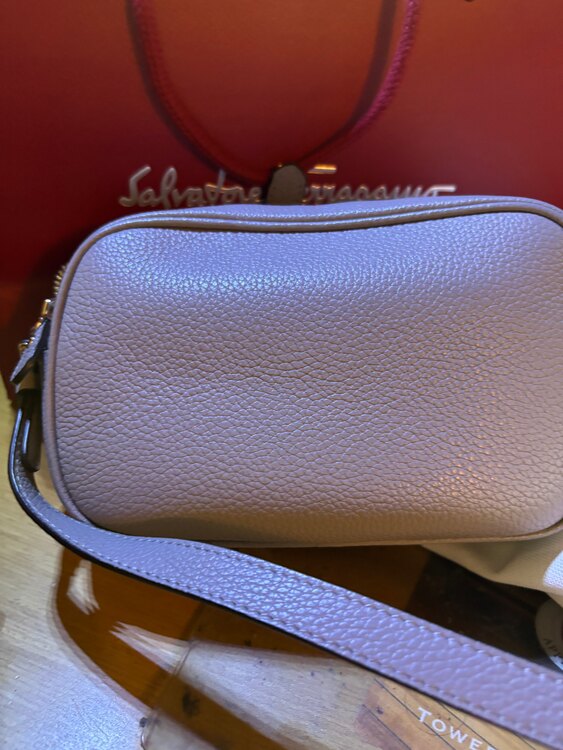 ガンチーニ ショルダーバッグ（ブランドバッグ）の商品画像 - 査定依頼日：2025年5月8日 - 最高査定価格：25,000円