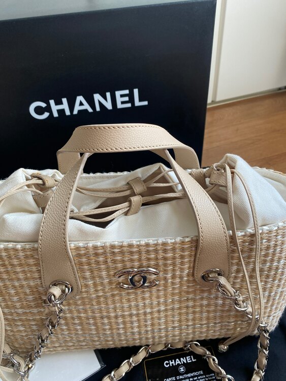 カゴバッグ（ブランドバッグ）の商品画像 - 査定依頼日：2025年2月5日 - 最高査定価格：700,000円